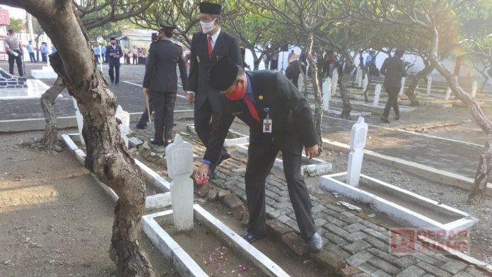 Mokhammad Taufiq Turut Hadiri Peringatan Hari Pahlawan