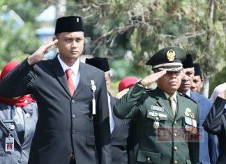 Peringati Hari Pahlawan, Hamenang Wajar Ismoyo Lakukan Ziarah ke Taman Makam Pahlawan Ratna Bantala