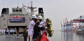 Peringati Hari Pahlawan, Puan Maharani Tabur Bunga di Laut