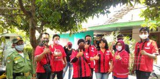 Pengurus Ranting PDI Perjuangan Joyosuran dan OPO Berikan Bantuan Kepada Warga Yang Menjalani Isolasi