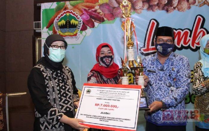 Resep Kartika Rasa Berhasil Antar Srikandi PDI Perjuangan Jepara Juara 1 Jawa Tengah