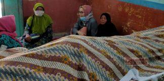 Senior PDI Perjuangan Kota Tegal Tutup Usia, Hj. Rosalina Sambangi Keluarga Duka