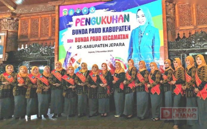 Srikandi PDI Perjuangan Lantik 16 Bunda PAUD Seluruh Jepara