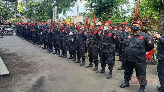 Amankan Pilkada Serentak, DPC PDI Perjuangan Banyumas Terjunkan 120 Satgas PDI Perjuangan