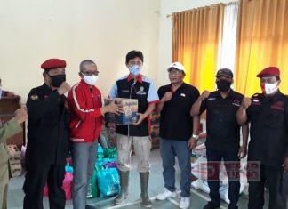 DPC PDI Perjuangan Banyumas Bantu Ringankan Masyarakat Terdampak Tanah Longsor