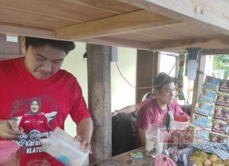 Dalam Situasi Pandemi Covid-19, Kader Komunitas Juang Klaten Membuka Usaha Angkringan