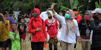 Dyah Hayuning Pratiwi Berikan Bantuan Kepada Masyarakat Terdampak Banjir