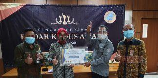 Grobogan Terima Penghargaan Kabupaten Terbaik Kategori Pembangunan Infrastruktur