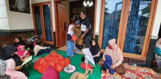 H. Edy Suripno Berikan Santunan Kepada Anak Yatim