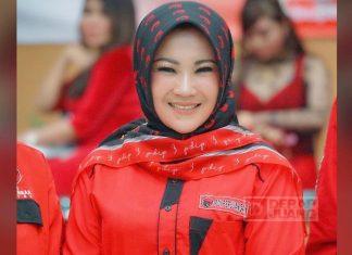 Hj. Sri Mulyani Berhasil Tekan Angka Kemiskinan