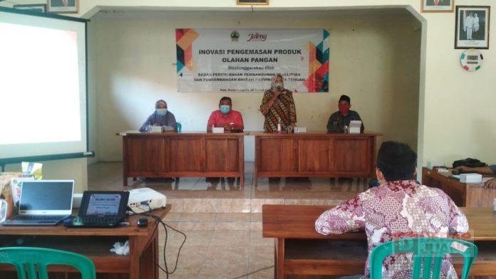 Hj.Sri Ruwiyati Selenggarakan Pelatihan UMKM, Inovasi dan Pengemasan Produk Olahan di Kecamatan Purwonegoro