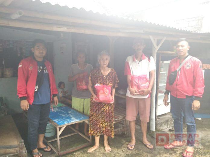 KJ Klaten Gotong Royong Hadapi Covid-19 Melalui Pembagian Paket Sembako