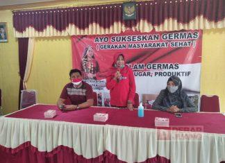 Covid-19 Tak Kunjung Usai, Kadarwati Gelar Germas dan Salurkan Paket Sembako