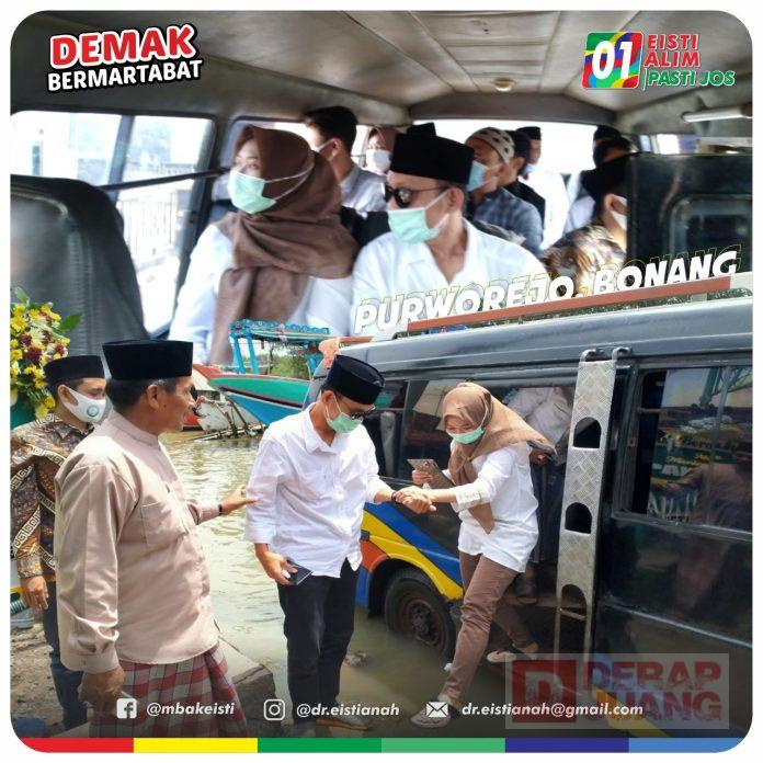 Mbak Eisti Sambangi Warga Pesisir Demak