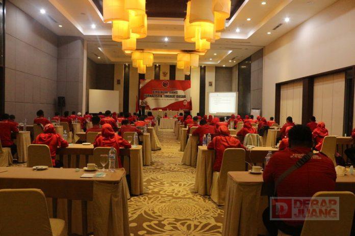 PDI Perjuangan Banyumas Menggelar Bimtek Jurnalistik Dasar