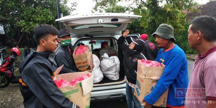 Srikandi PDI Perjuangan Brebes Berikan Kepedulian Terhadap Korban Bencana Banjir