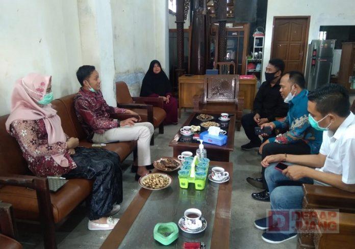 Tasyakuran Kemenangan 93% Eisti-Alim di Desa Mangunrejo