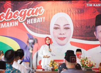 Teringat Wejangan Alm. KH. Maimun Zubair, Sri Sumarni Teteskan Air Mata