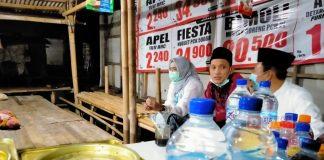 Terus Bergerak, Mbak Eisti Sambangi Warga Pesisir Sayung