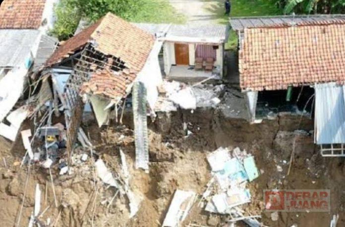 BAGUNA PDI Perjuangan Kebumen Peduli Korban Tanah Longsor