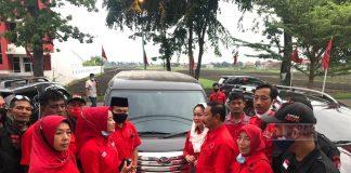 Bupati Brebes Serahkan 1 Unit Mobil Guna Perkuat DPC PDI Perjuangan Brebes