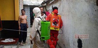 DPC PDI Perjuangan Kota Tegal Kembali Lakukan Penyemprotan Disinfektan di Lingkungan Masyarakat
