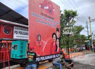 Jelang HUT PDI Perjuangan, DPC PDI Perjuangan Klaten Kibarkan Bendera Partai