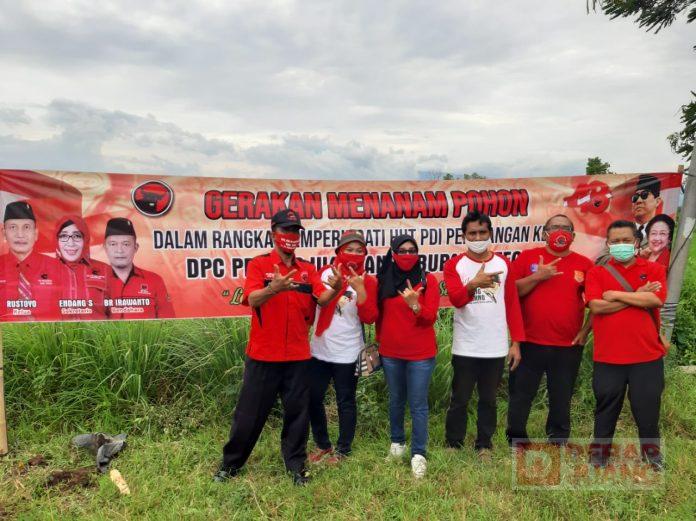 Lestarikan Alam, DPC PDI Perjuangan Kabupaten Tegal Lakukan Gerakan Penanaman Pohon