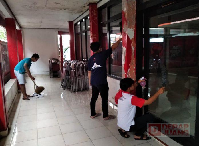 Menyambut HUT PDI Perjuangan Ke 48, Kader Komunitas Juang Laksanakan Kerja Bakti