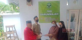 PAC PDI Perjuangan Sigaluh Berikan Bantuan Face Shield Kepada Santri TPQ di Kecamatan Sigaluh