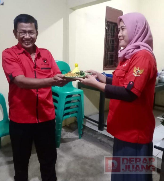 Peringati HUT PDI Perjuangan ke-48, PAC PDI Perjuangan Kutowinangun Gelar Tasyakuran