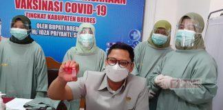 Ketua Fraksi PDI Perjuangan Jadi Penerima Vaksin Covid-19 Pertama di Brebes