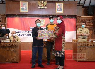 10 ASN Meninggal Karena Covid-19, Sri Mulyani Serahkan Tali Asih