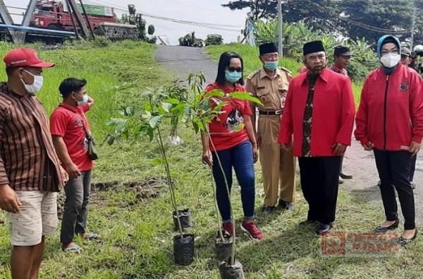 Wardoyo Wijaya Tanam Pohon Bersama Komunitas Juang Sukoharjo