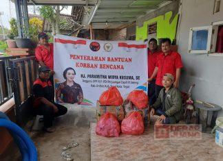 Giat Mbak Mitha Bantu Korban Banjir di Kecamatan Ketanggungan