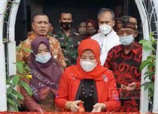 Amin Lukmantoro Membuka Cafe dan Resto Oemah Masnun di Kec. Ayah