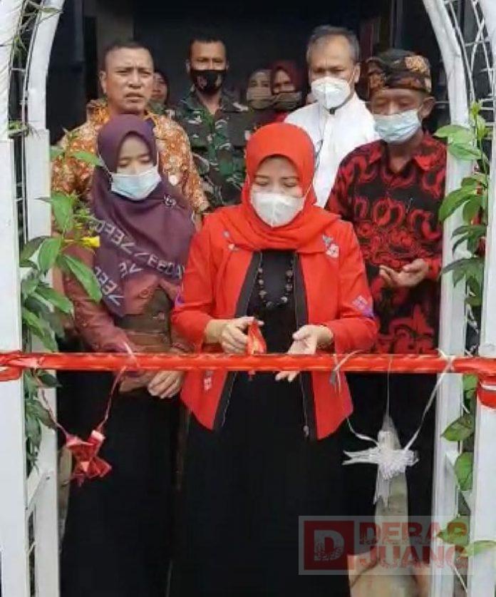 Amin Lukmantoro Membuka Cafe dan Resto Oemah Masnun di Kec. Ayah (3)