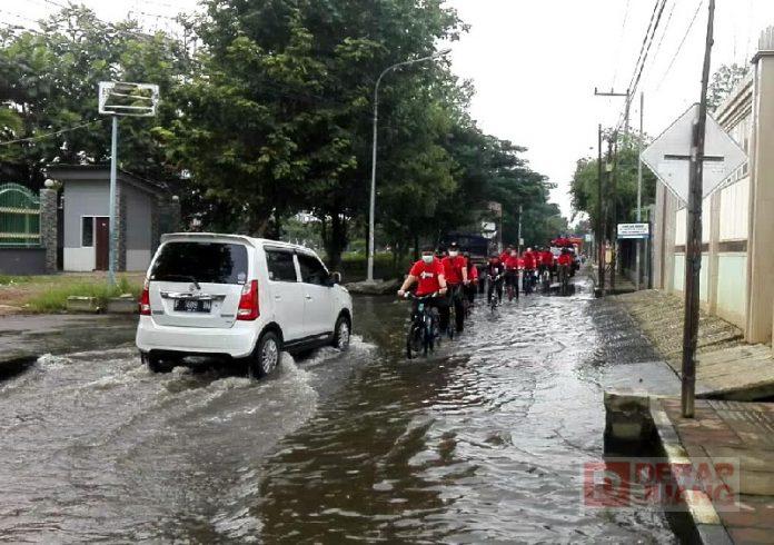 DPC PDI Perjuangan Kota Pekalongan Kembali Bantu Korban Banjir