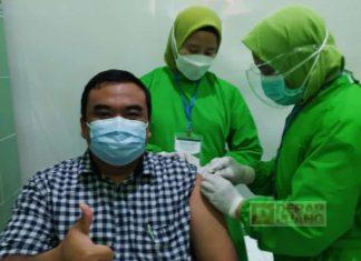 Fraksi PDI Perjuangan Jepara Jalani Vaksinasi Tahap Pertama