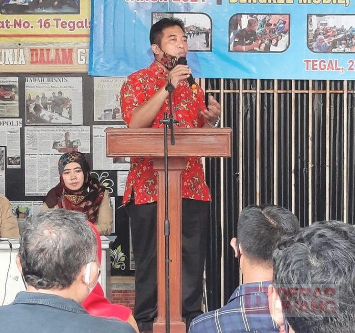 Gebrak Keterampilan Masyarakat, H. Sutari Berikan Pelatihan Mengemudi Mobil