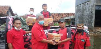 H. Edy Supriyanto Serahkan Bantuan Untuk Warga Terdampak Banjir