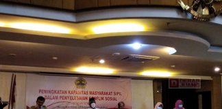 Hj. Kadarwati Hadiri Kegiatan Peningkatan Kapasitas Masyarakat Sipil Dalam Penyelesaian Konflik Sosial