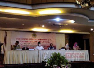 Hj. Kadarwati Hadiri Kegiatan Peningkatan Kapasitas Masyarakat Sipil Dalam Penyelesaian Konflik Sosial