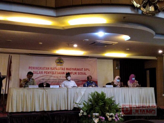 Hj. Kadarwati Hadiri Kegiatan Peningkatan Kapasitas Masyarakat Sipil Dalam Penyelesaian Konflik Sosial