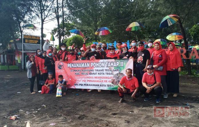 Jalankan Komitmen Partai, PDI Perjuangan Kota Tegal Lakukan Penanaman Pohon (3)