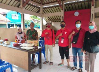 Komunitas Juang Batang Berikan Bantuan Kepada Masyarakat Terdampak Banjir di Desa Kalipucang Wetan