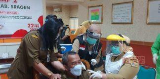 Mbak Yuni Jadi Vaksinator Pada Vaksinasi Tahap II