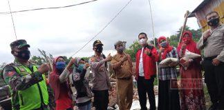 Tanggap Bencana, PAC Kecamatan Gunungpati Bagikan Sembako