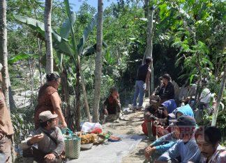 PAC Kecamatan Karangkobar Bangun Jalan Menuju TPQ At-Taqwa