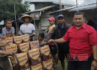 PAC PDI Perjuangan Kecamatan Tirto Kab. Pekalongan Bantu Korban Banjir